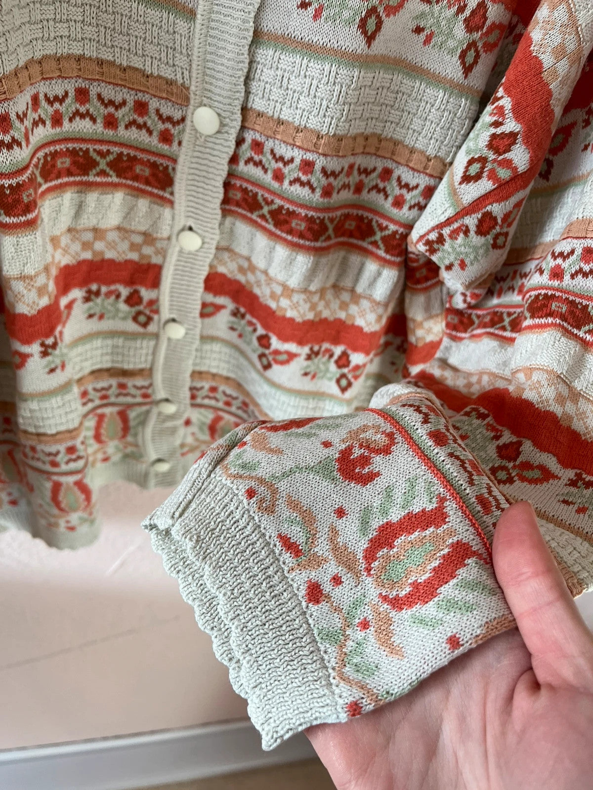 Cardigan vintage à fleurs