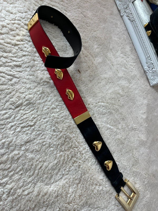 Ceinture Escada vintage avec détails dorés, pièce rare