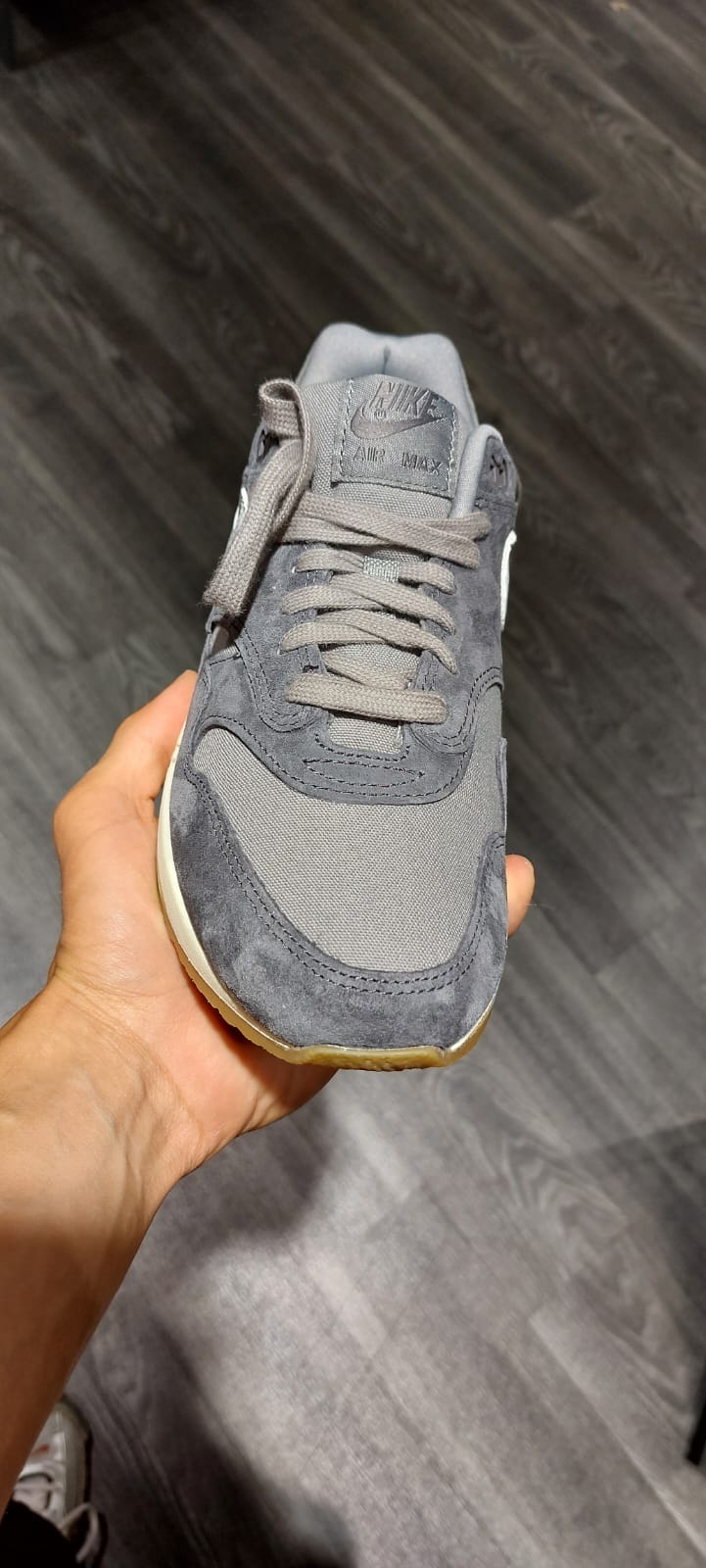 Nike Air Max 1 Premium Crepe